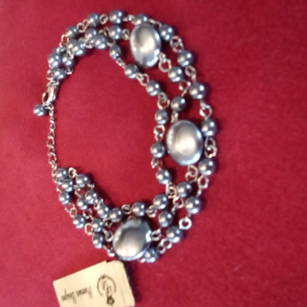 Premier Designs 7 1/4" (with one inch extender) bracelet